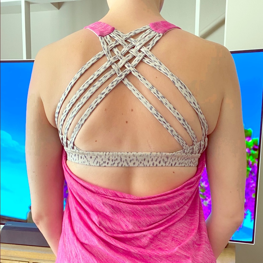 Lululemon Built in bra workout top - like new!